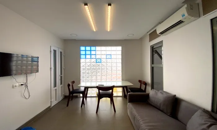 Small Two Bedrooms Apartment for rent in Road 43 Thao Dien HCM 55sqm 550 USD/month