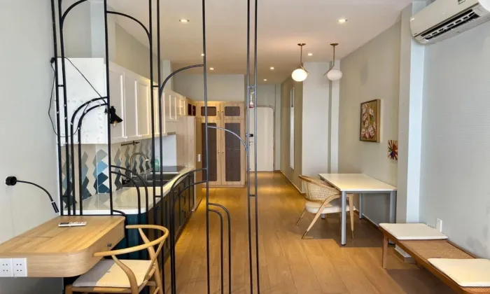 Good Studio Apartment For Rent in Nam Ky Khoi Nghia District 3 HCMC 45sqm 550 USD/month