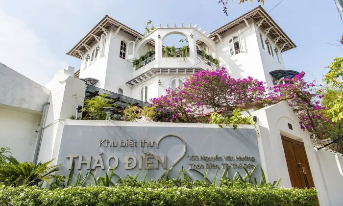 Beautiful Villa For Rent in Nguyen Van Huong St Thao Dien HCM 700sqm 7,000 USD/month