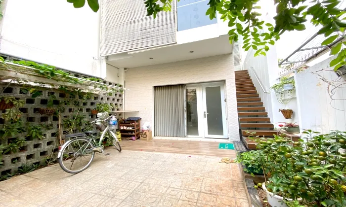 Garden House For Rent in Road 43 Thao Dien District 2 HCMC 250sqm 1,700 USD/month