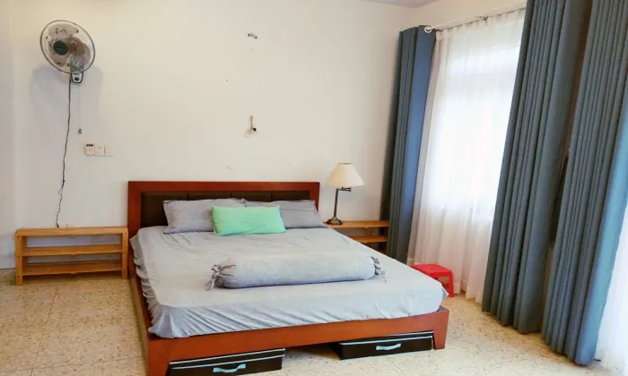 Good Rent House For Rent in Road 5 Thao Dien District 2 HCMC 200sqm 1,000 USD/month