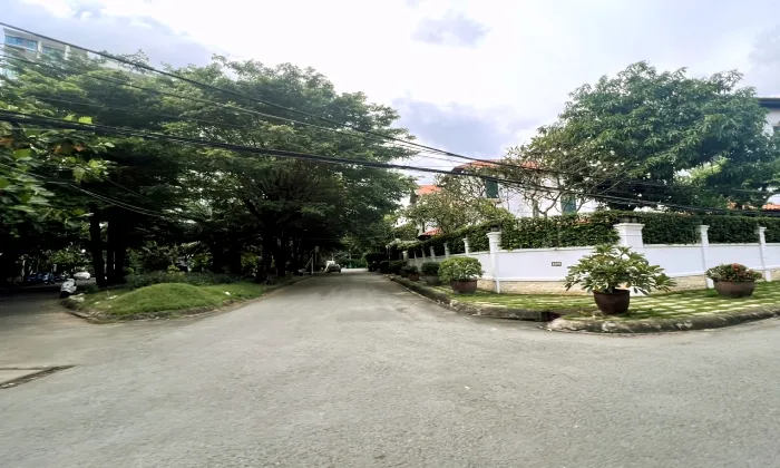 Phu Tuong Compound Villa 215 Nguyen Van Huong Thao Dien Ward HCM