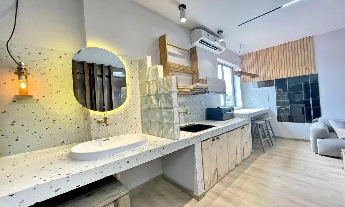 Separate One Bedroom Apartment For Rent In District 3 HCMC 50sqm 650 USD/month