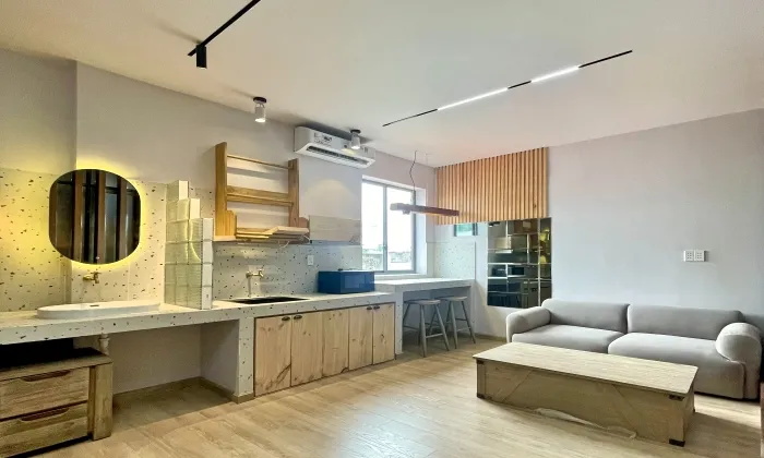 Separate One Bedroom Apartment For Rent In District 3 HCMC 50sqm 650 USD/month