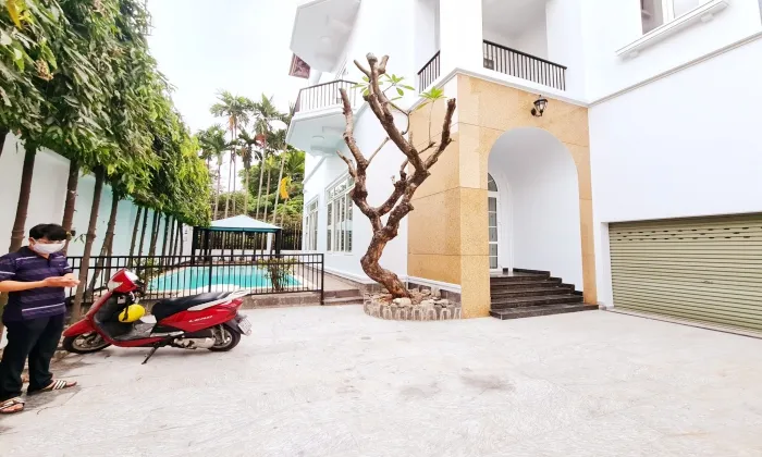 Villa for rent in Compound 3 Quoc Huong Thao Dien Dist 2 HCMC 500sqm 4,000 USD/month
