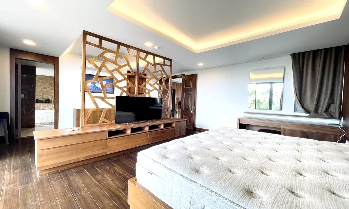 Penthouse 3 Bedrooms Serviced Apartment For Rent in District 3 HCM 220sqm 1,500 USD/month