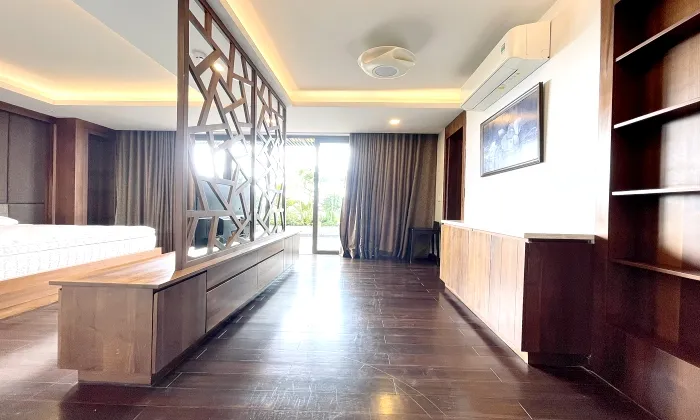 Penthouse 3 Bedrooms Serviced Apartment For Rent in District 3 HCM 220sqm 1,500 USD/month