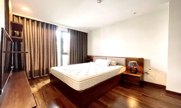 Penthouse 3 Bedrooms Serviced Apartment For Rent in District 3 HCM 220sqm 1,500 USD/month