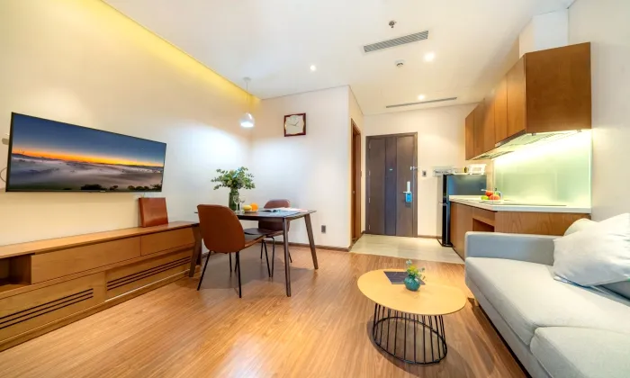 Modern 01 Bedroom Apartment For Rent Nguyen Van Troi Phu Nhuan HCMC 50sqm 1,000 USD/month