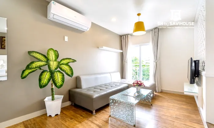 Saigon Huch Villa Serviced Apartment for rent in Phu Nhuan HCMC 50sqm 700 USD/month