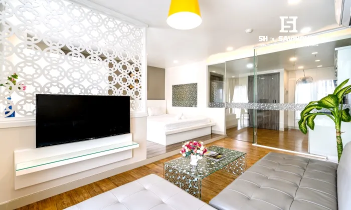 Saigon Huch Villa Serviced Apartment for rent in Phu Nhuan HCMC 50sqm 700 USD/month