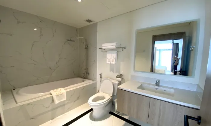 Shome Serviced Apartment for rent in Nguyen Van Troi Phu Nhuan District HCM 45sqm 900 USD/month