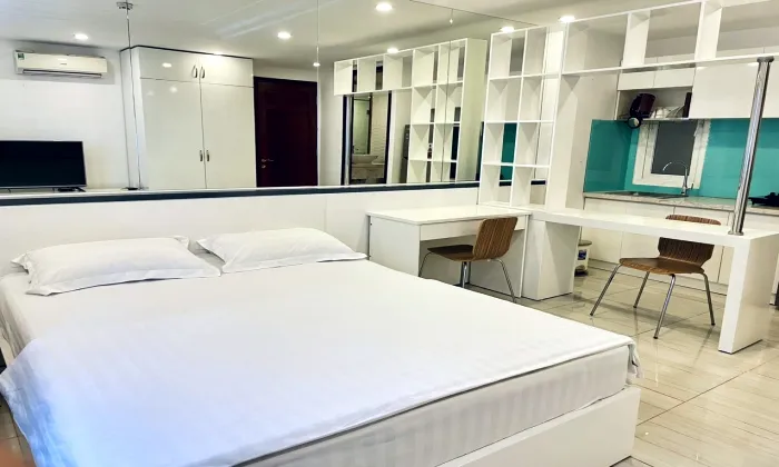 Modern Studio Apartment For Rent in Nguyen Van Troi Phu Nhuan HCM 35sqm 450 USD/month