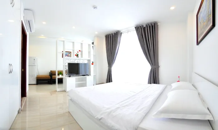 New Studio Apartment For Rent in Phu Nhuan District HCM City 40sqm 500 USD/month