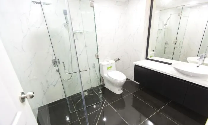 One Bedroom Balcony Serviced Apartment in Phu Nhuan District HCMC 60sqm 570 USD/month