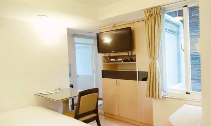 Small Studio Apartment for rent in Phu Nhuan District HCM City 25sqm 300 USD/month