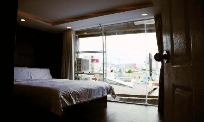 Two Bedrooms Snow Garden Serviced Apartment in Phu Nhuan HCM 70sqm 700 USD/month