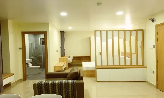 Studio Serviced Apartment For Rent in Nguyen Thuong Hien Phu Nhuan HCM 40sqm 450 USD/month