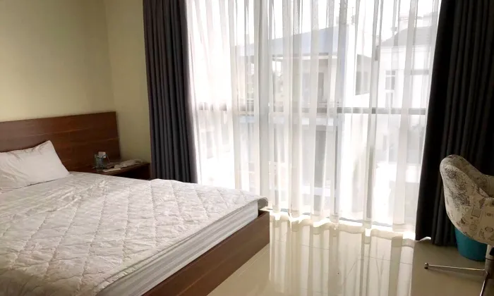 High Quality Interior Two Bedrooms Serviced in Phu Nhuan Dist HCMC 75sqm 600 USD/month