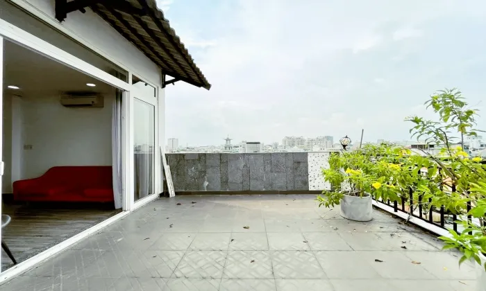 Big Balcony Two Bedroom Serviced Apartment in Phu Nhuan District HCMC 70sqm 700 USD/month