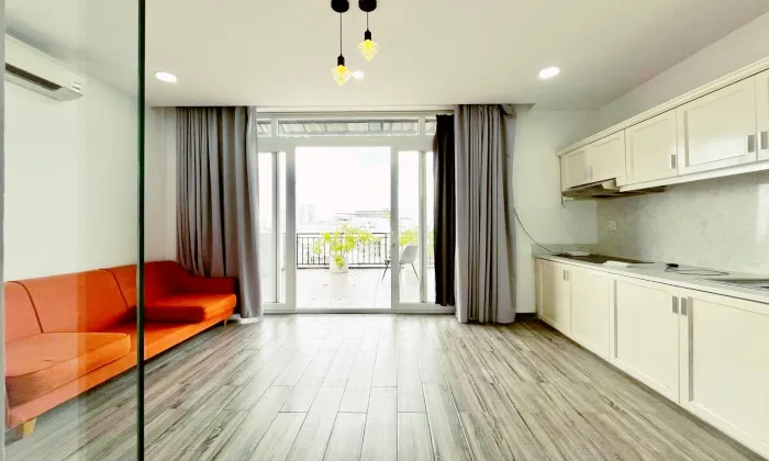 Big Balcony Two Bedroom Serviced Apartment in Phu Nhuan District HCMC 70sqm 700 USD/month
