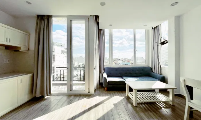 Studio Apartment Balcony in Le Van Sy Phu Nhuan District HCMC 45sqm 550 USD/month