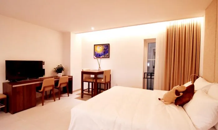 Studio Emerald Serviced Apartment in Phu Nhuan District HCM 30sqm 450 USD/month