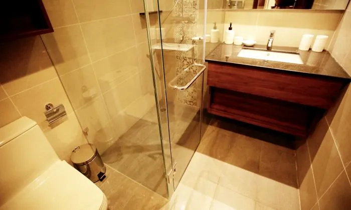 Modern Two Bedroom Serviced Apartment in Phu Nhuan District HCM 80sqm 1,250 USD/month