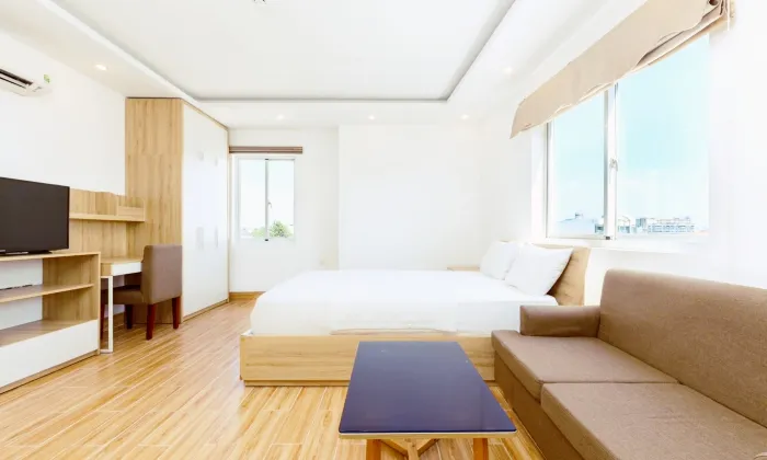 Nice Serviced Apartment For Rent in Phan Dinh Phung St Phu Nhuan HCM 35sqm 400 USD/month