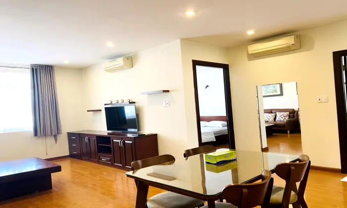 Apartment For Rent In Quiet Location Phu Nhuan District HCMC 80sqm 800 USD/month