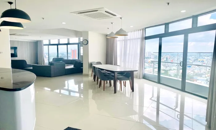 Beautiful Duplex City Garden Apartment for rent in Binh Thanh HCMC 290sqm 3,700 USD/month