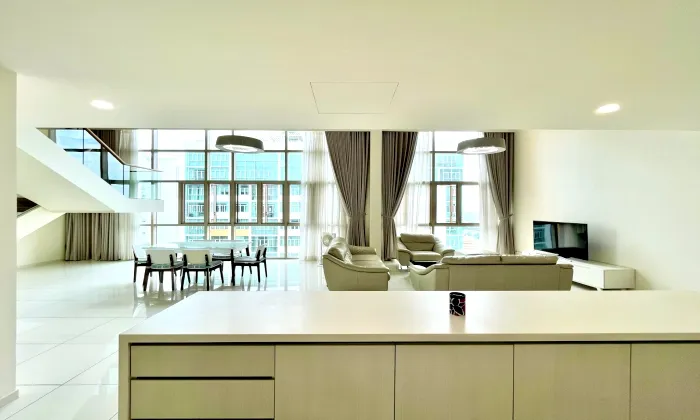 Duplex The Vista An Phu Apartment for rent in Ho Chi Minh City 311sqm 5,000 USD/month