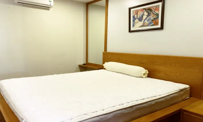 Studio One Bedroom Serviced Apartment in Tan Binh District HCM 45sqm 400 USD/month