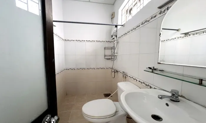 Garden Two Bedroom House For Rent in Thao Dien HCM 200sqm 1,000 USD/month