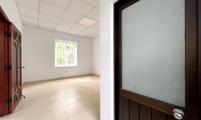 Garden Two Bedroom House For Rent in Thao Dien HCM 200sqm 1,000 USD/month