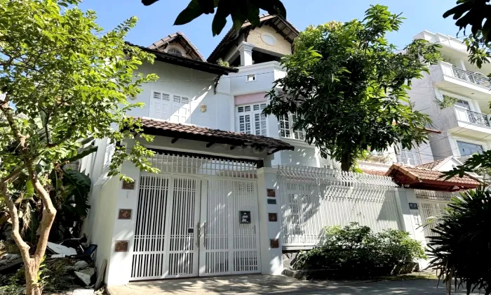 Furnished 3Bedrooms House for rent in Binh An Thu Duc City 250sqm 1,300 USD/month