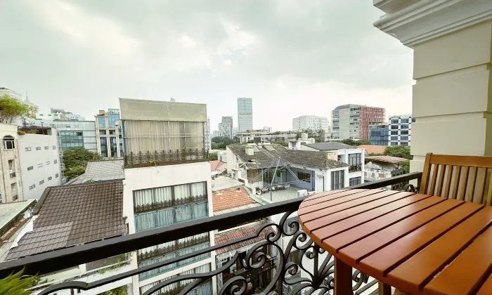 One Bedroom Apartment For Rent in Pasteur Street center HCMC 55sqm 700 USD/month
