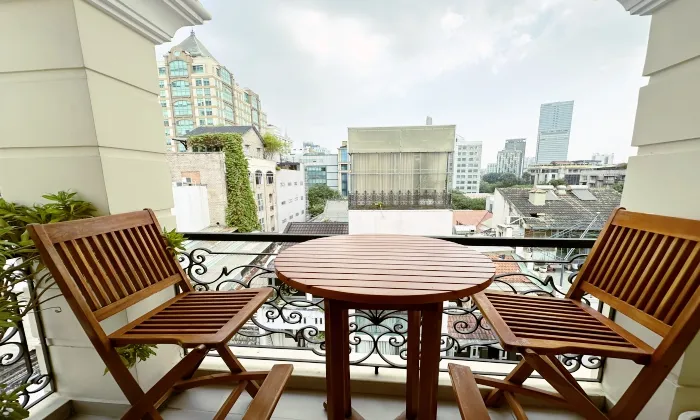 One Bedroom Apartment For Rent in Pasteur Street center HCMC 55sqm 700 USD/month