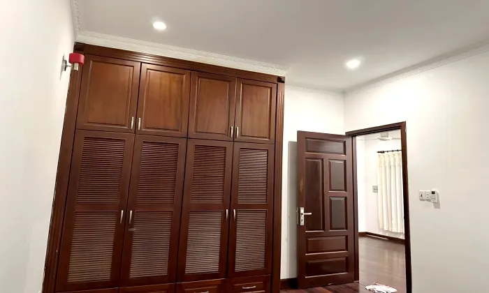 Good Conditions Villa For Rent 216 Nguyen Van Huong Thao Dien HCM 500sqm 2,500 USD/month