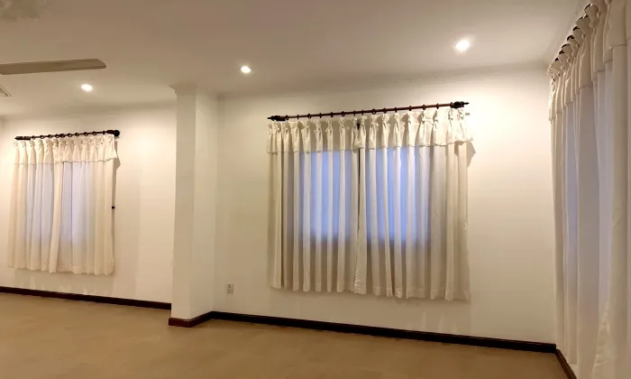 Good Conditions Villa For Rent 216 Nguyen Van Huong Thao Dien HCM 500sqm 2,500 USD/month