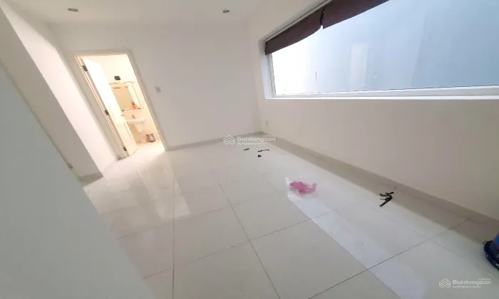 Nice House For Rent in 215 Nguyen Van Huong Thao Dien HCMC 450sqm 2,500 USD/month