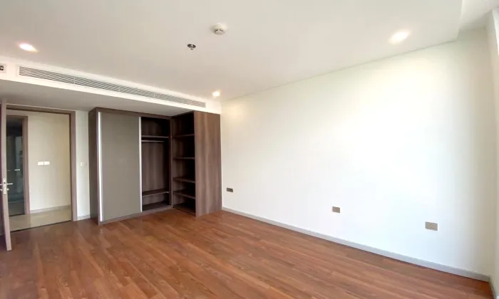 Unfurnished Three Bedroom Thao Dien Green Apartment For Rent HCM 132sqm 2,700 USD/month