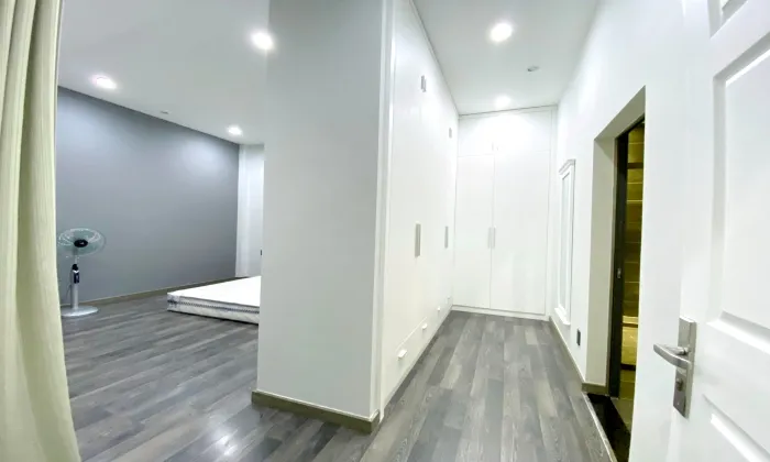 Modern Furnished 04Beds House for rent in An Phu Ho Chi Minh City 400sqm 2,000 USD/month