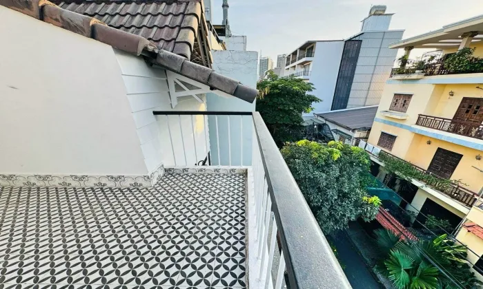 Good Renovation 03 Bedroom House For Rent in Thao Dien HCMC 250sqm 2,000 USD/month