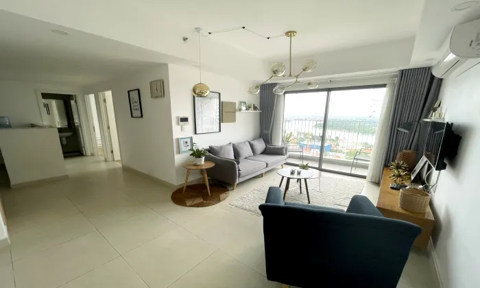 Three Bedroom Masteri Thao Dien for Rent Tower 4 HCMC 93sqm 1,600 USD/month