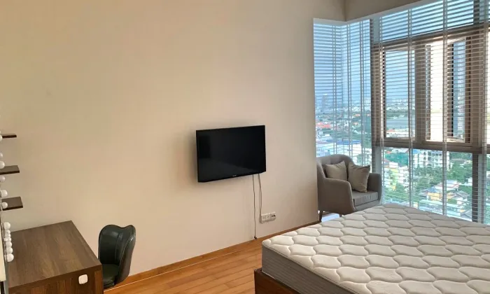 Good Size Three Bedroom The Vista An Phu Apartment for rent HCM 140sqm 1,600 USD/month