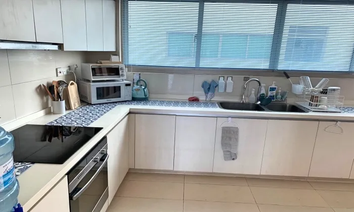 Good Size Three Bedroom The Vista An Phu Apartment for rent HCM 140sqm 1,600 USD/month