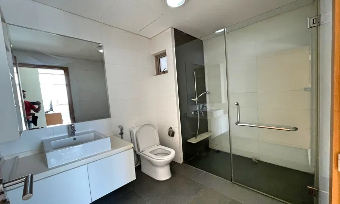 Unfurnished Good Rent 04 Bedroom The Vista Apartment for rent HCMC 172sqm 2,200 USD/month