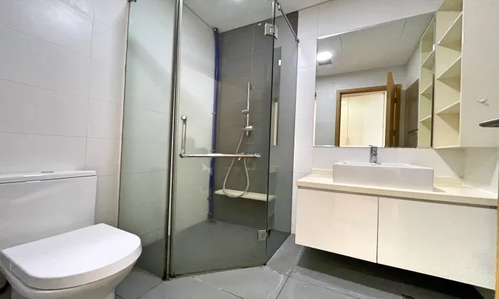 Unfurnished Good Rent 04 Bedroom The Vista Apartment for rent HCMC 172sqm 2,200 USD/month