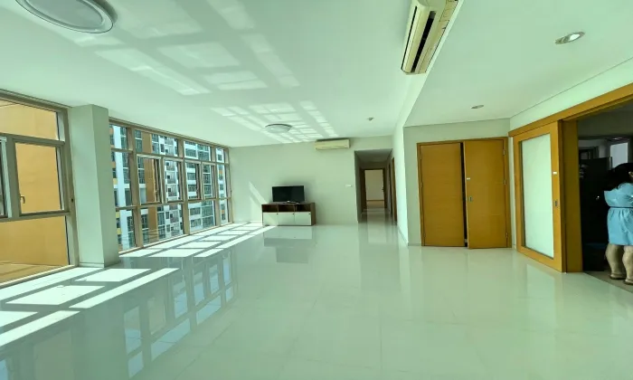 Unfurnished Good Rent 04 Bedroom The Vista Apartment for rent HCMC 172sqm 2,200 USD/month